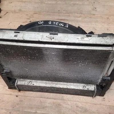 Radiator apa BMW R 2014-2021, vedere frontata