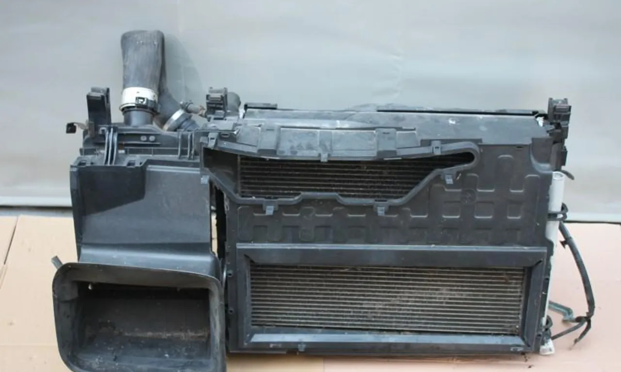 Radiator apa DACIA LOGAN II 2012-null