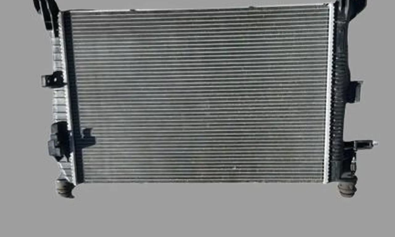 Radiator apa FORD B-MAX 2012-null