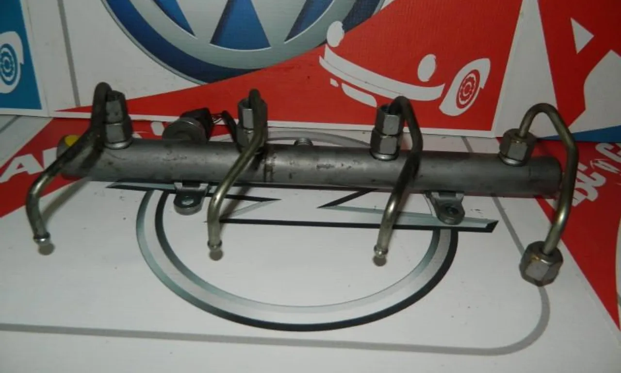 Rampa injectoare AUDI A8 D3 2002-2010