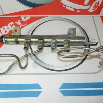 Rampa injectoare OPEL ASTRA H TwinTop 2005-2010 445214122, vedere frontata