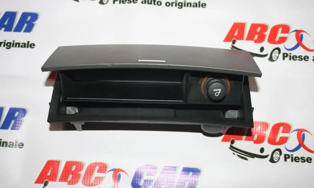 Scrumiera cu bricheta PEUGEOT 407 SW 2004-2010