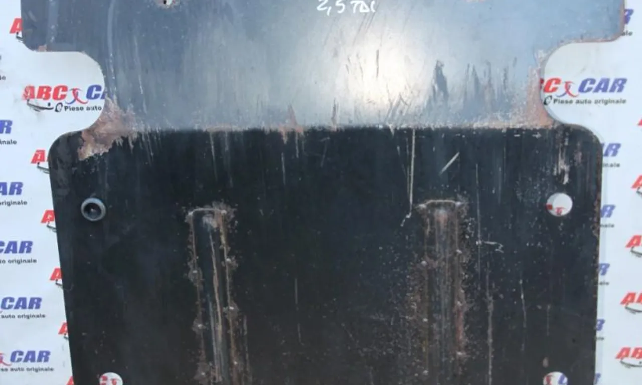 Scut motor metalic VOLKSWAGEN TOUAREG 2002-2013