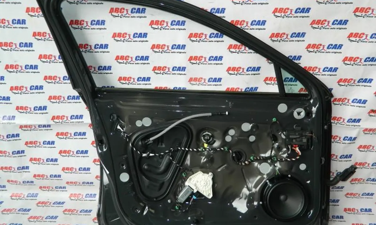 Senzor impact usa stanga fata VOLKSWAGEN PASSAT B8 2014-2019