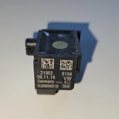 Senzor impact VOLKSWAGEN TIGUAN 2016-2024 5Q0959651B, vedere frontata