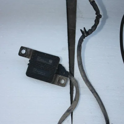 Senzor NOX VOLKSWAGEN TOUAREG 2010-2018 059907807AB, vedere frontata