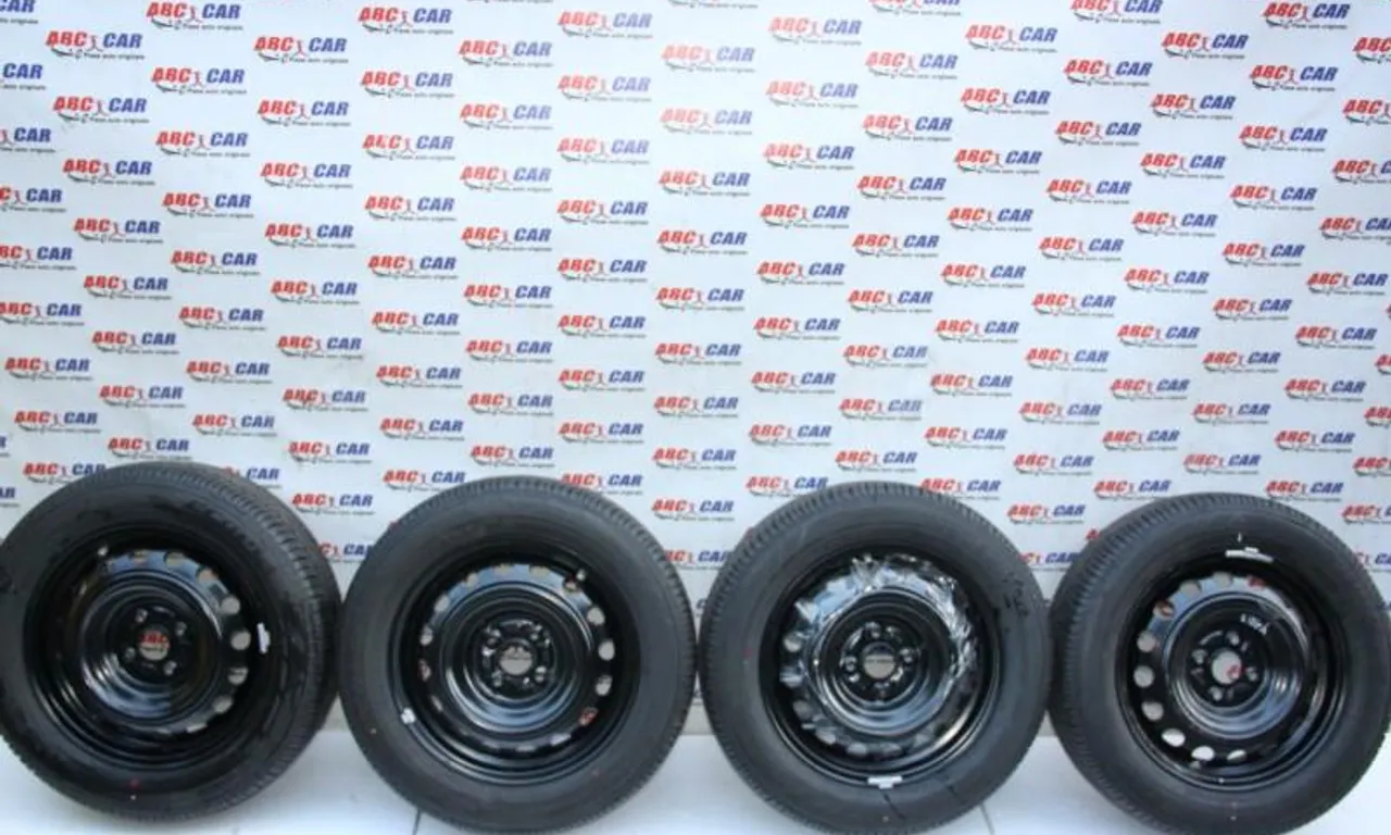 Set jante tabla R15 TOYOTA YARIS 2013-null