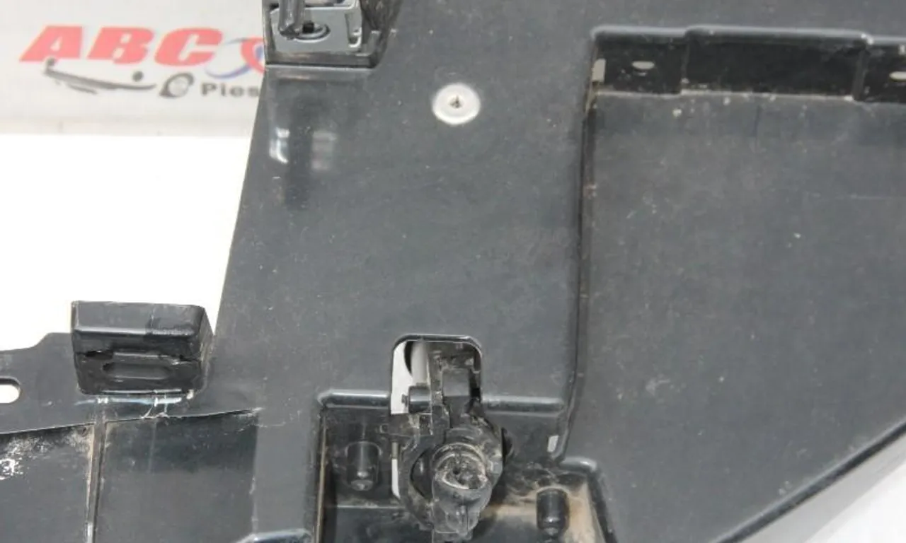 Spalator far stanga Range Land Rover Range Rover Evoque 2011-2018 BJ32-17E778-A LAND ROVER RANGE ROVER EVOQUE 2011-2019