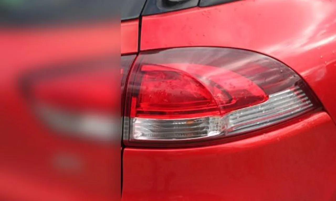 Stop aripa dreapta RENAULT CLIO IV 2012-2021