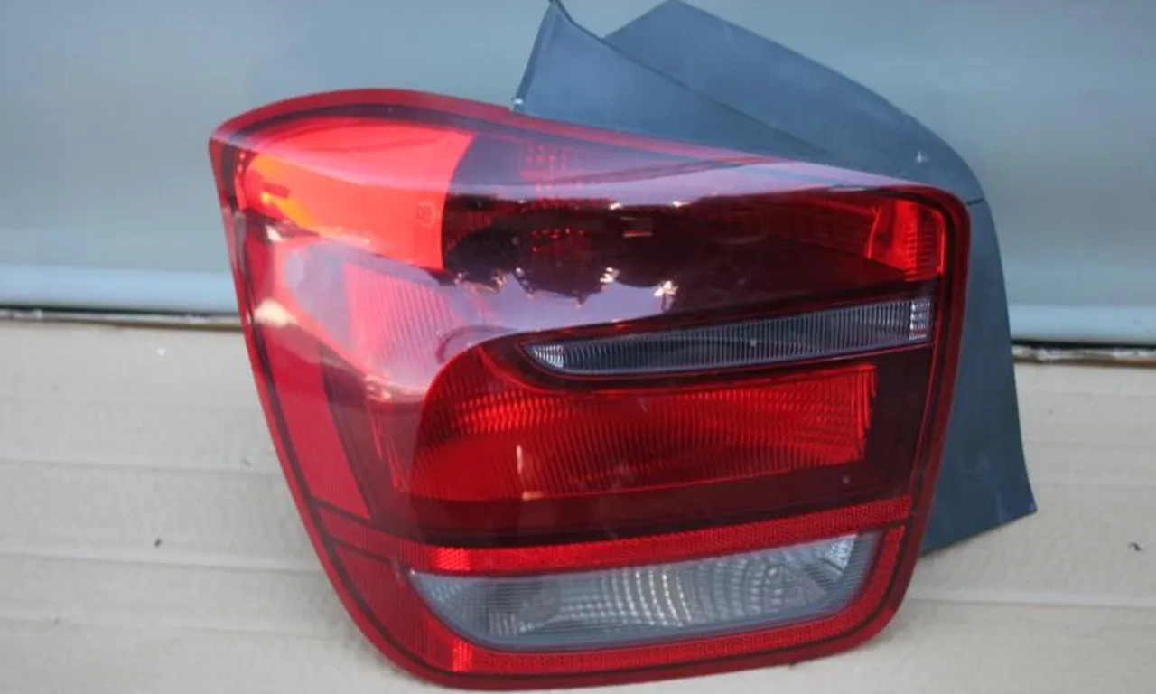 Stop aripa stanga BMW 1 2011-2019