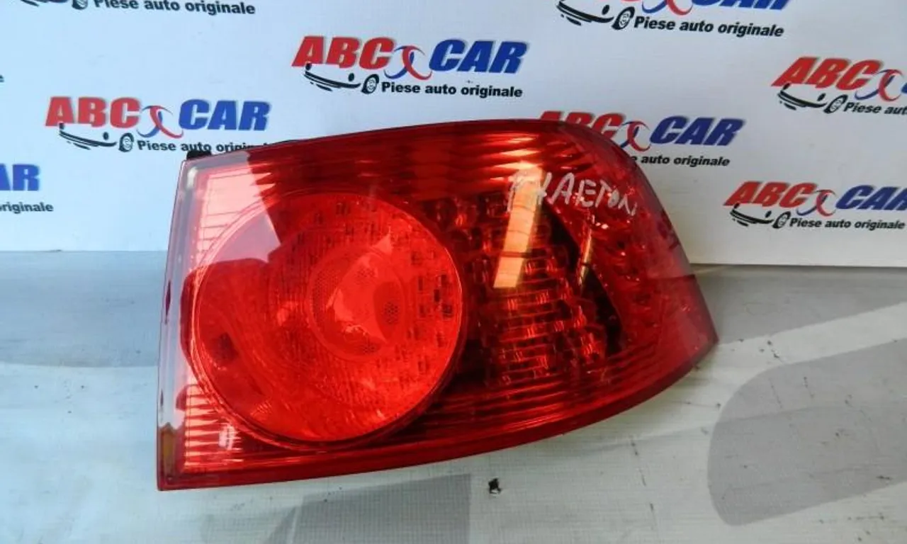 Stop dreapta caroserie VOLKSWAGEN PHAETON 2002-2016