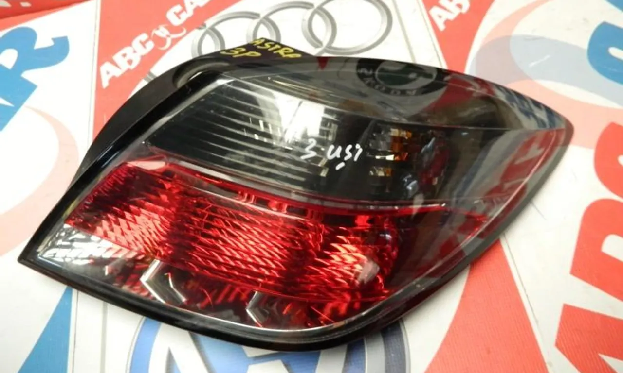 Stop dreapta OPEL ASTRA H TwinTop 2005-2010