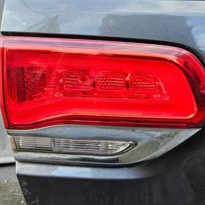 Stop haion / portbagaj stanga JEEP GRAND CHEROKEE IV 2010-2026, vedere frontata