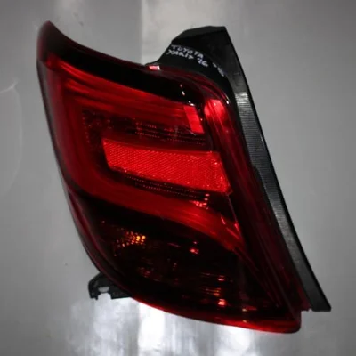 Stop LED aripa stanga TOYOTA YARIS 2013-2026 81551-0D167, vedere frontata