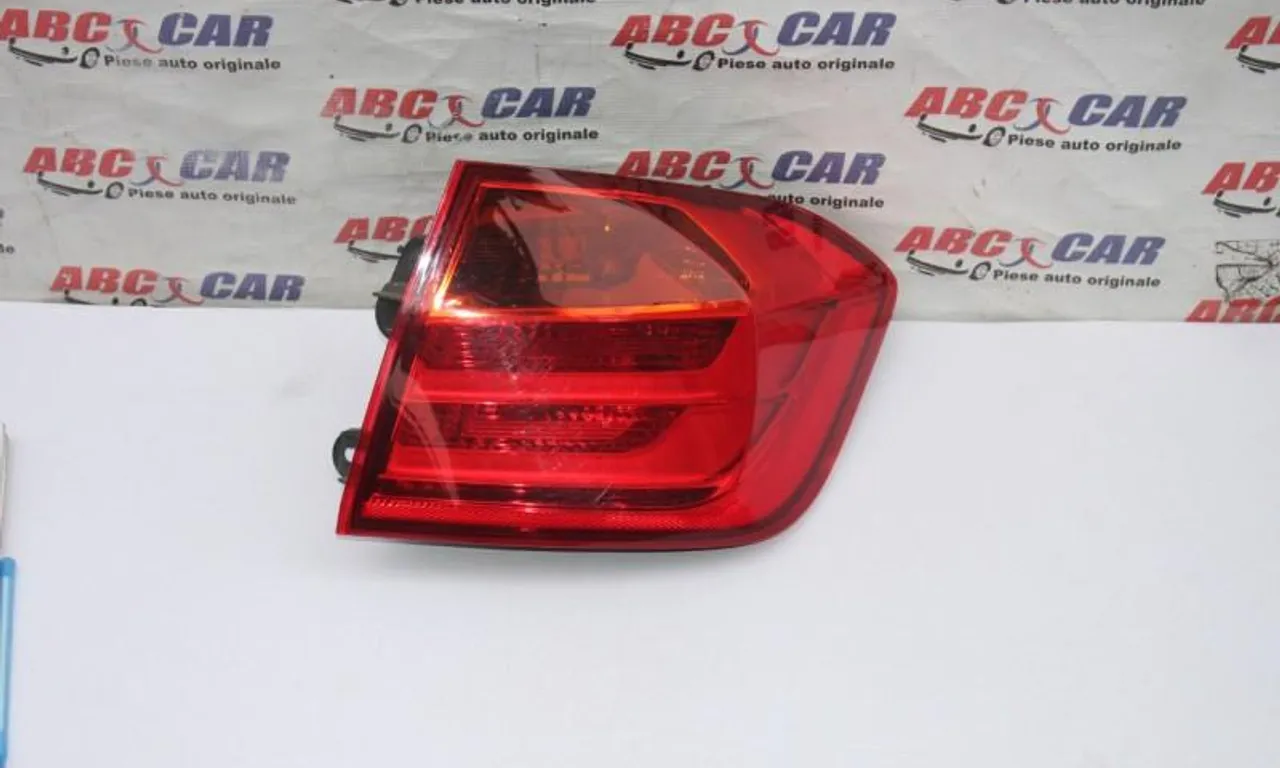 Stop stanga caroserie BMW 3 2011-2018