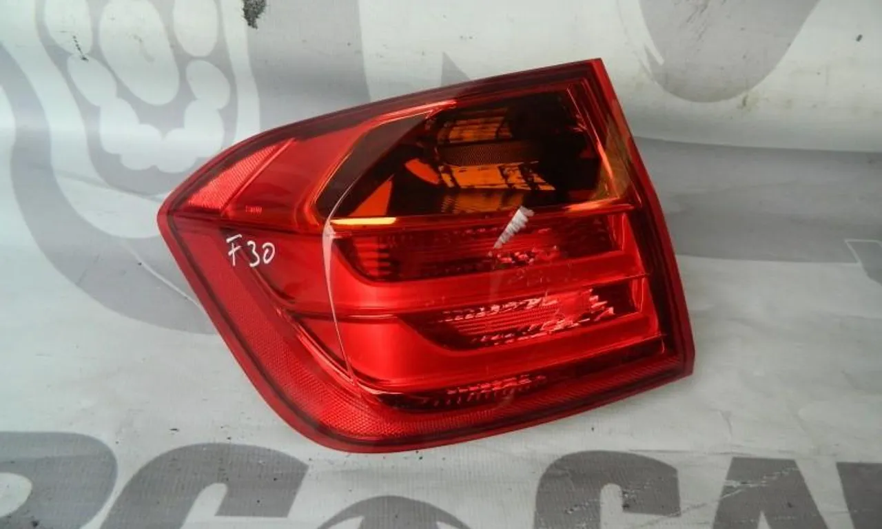 Stop stanga caroserie BMW 3 2011-2018