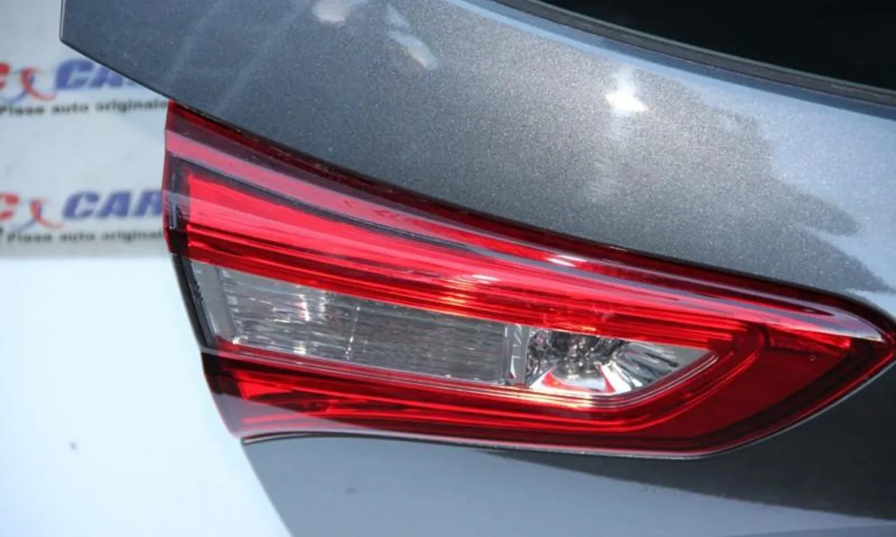 Stop stanga haion TOYOTA YARIS 2013-null