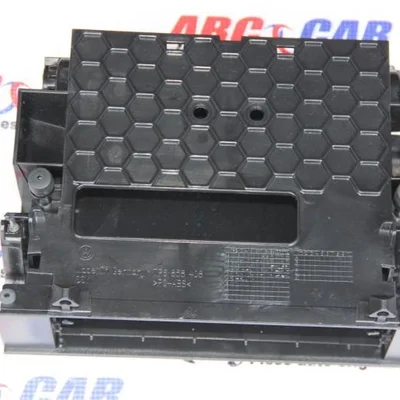 Suport magazie CD-uri VOLKSWAGEN TOUAREG 2010-2018 7P6858408, vedere frontata