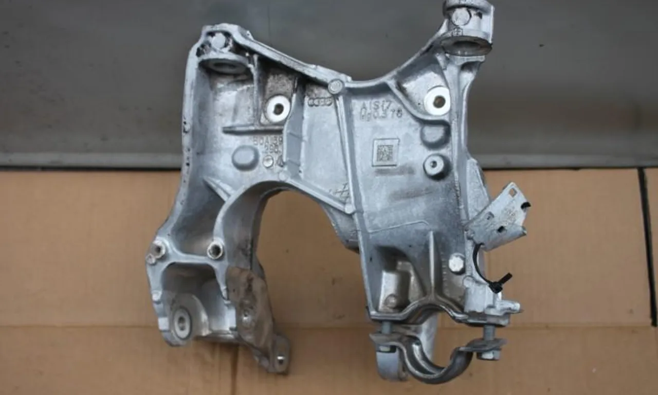 Suport motor dreapta AUDI Q5 2016-null