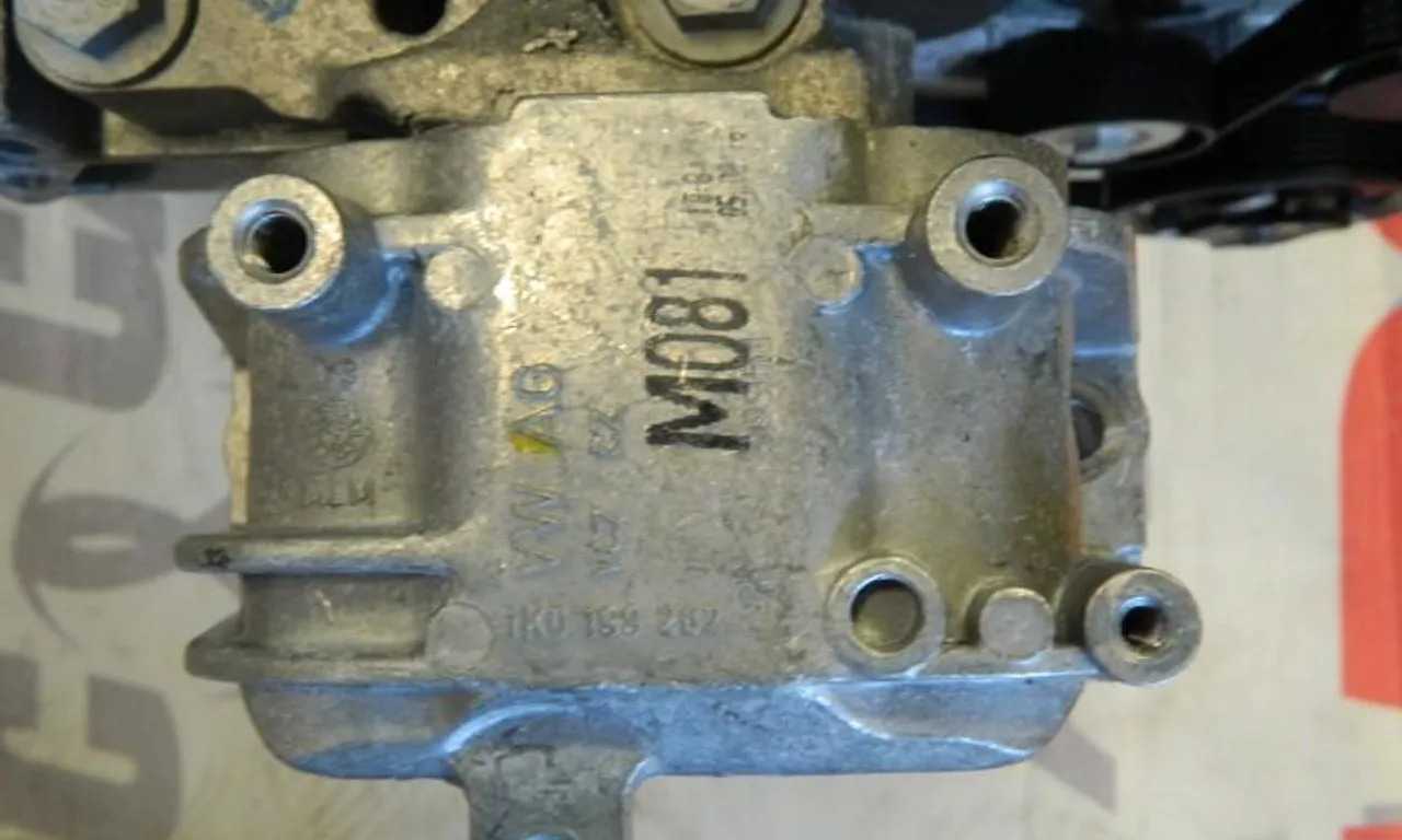 Tampon motor VOLKSWAGEN PASSAT CC B7 2011-2017