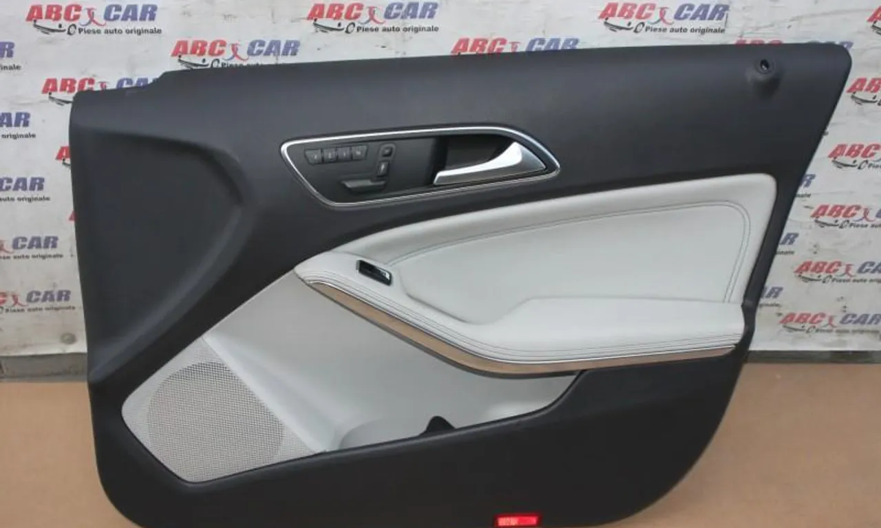 Tapiterie usa dreapta fata MERCEDES GLA-CLASS 2013-2022