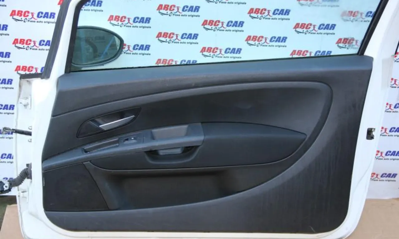 Tapiterie usa dreapta fata (model 2 usi) FIAT GRANDE PUNTO 2005-null