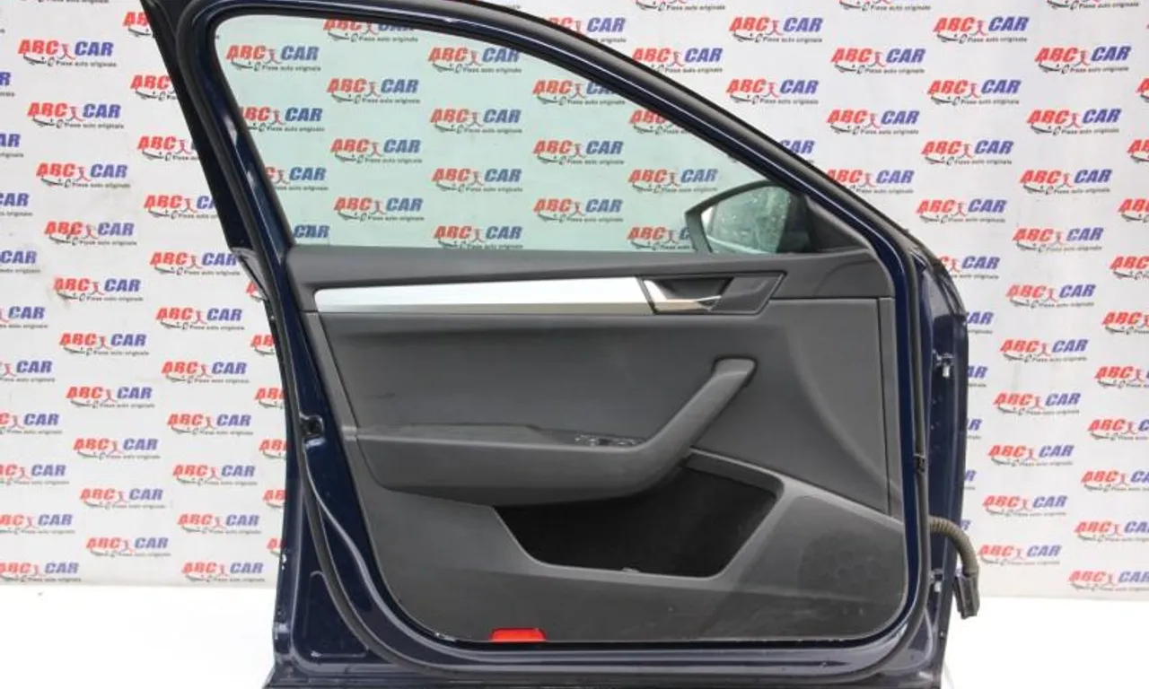Tapiterie usa stanga fata SKODA SUPERB III 2015-2024