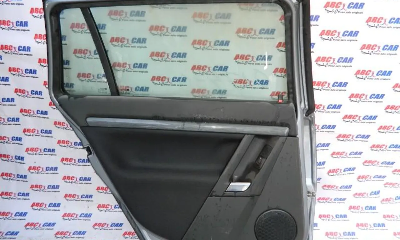 Tapiterie usa stanga spate OPEL VECTRA C GTS 2002-2009