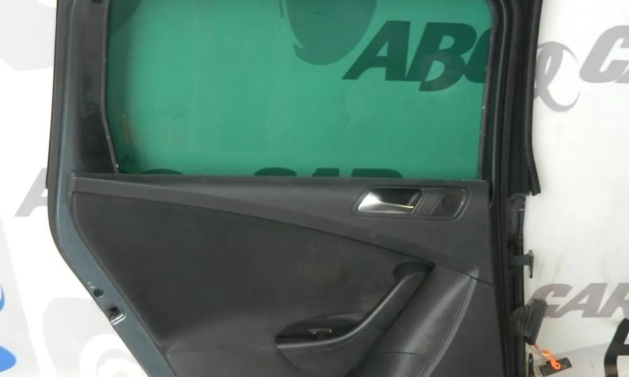 Tapiterie usa stanga spate VOLKSWAGEN PASSAT B6 Variant 2005-2011