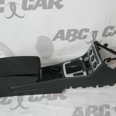 Tunel cu cotiera VOLKSWAGEN PASSAT B6 Variant 2005-2011, vedere frontata