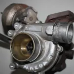 Turbo MAZDA 3 2003-2009 VJ360610, vedere laterala