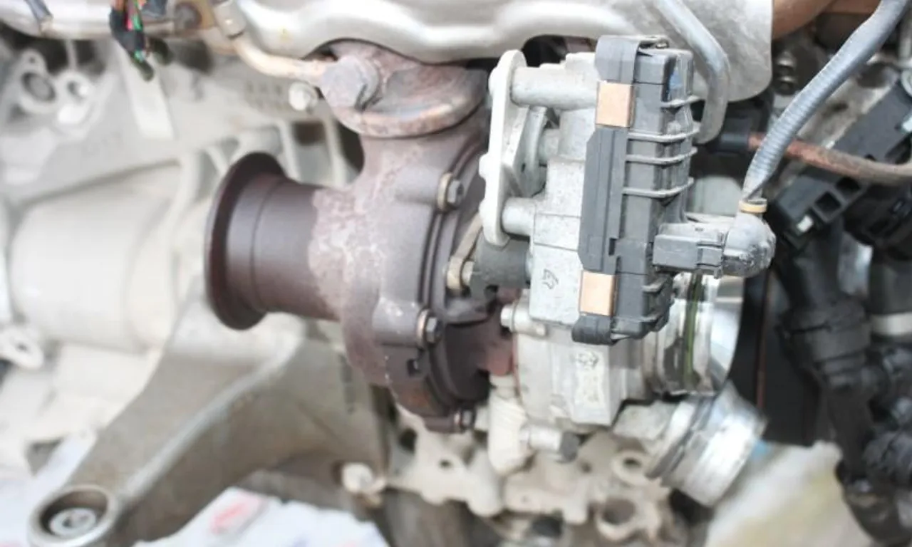 Turbosuflanta BMW 5 2009-2016