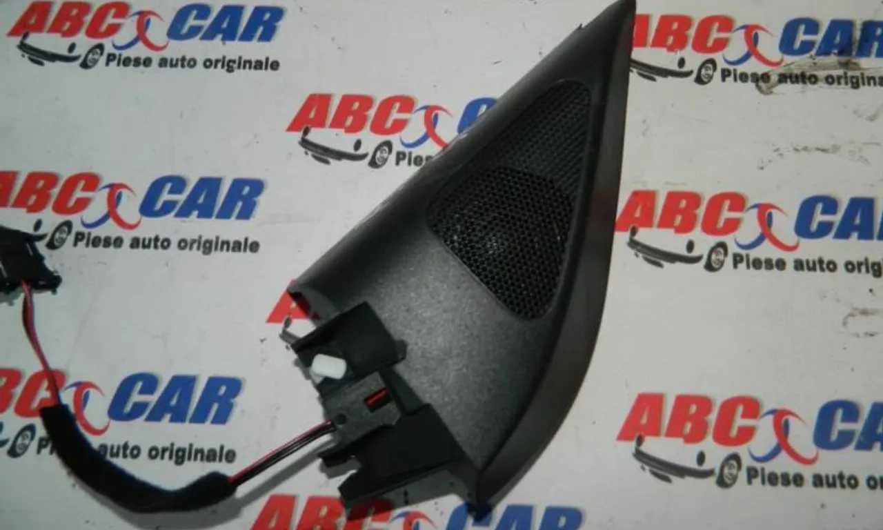 Tweeter stanga VOLKSWAGEN PASSAT B6 Variant 2005-2011