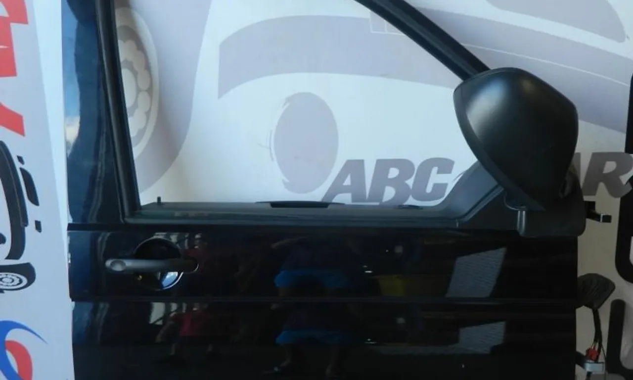 Usa dreapta fata VOLKSWAGEN TRANSPORTER T5 2003-2015