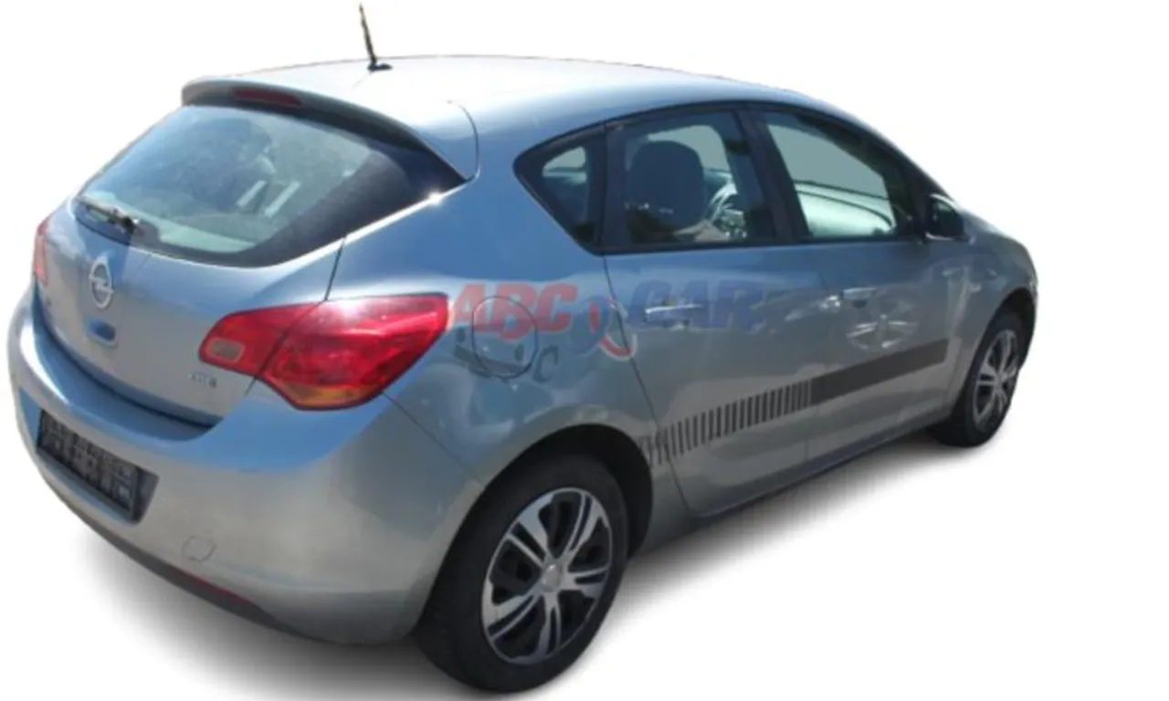 Usa dreapta spate OPEL ASTRA J 2009-2015