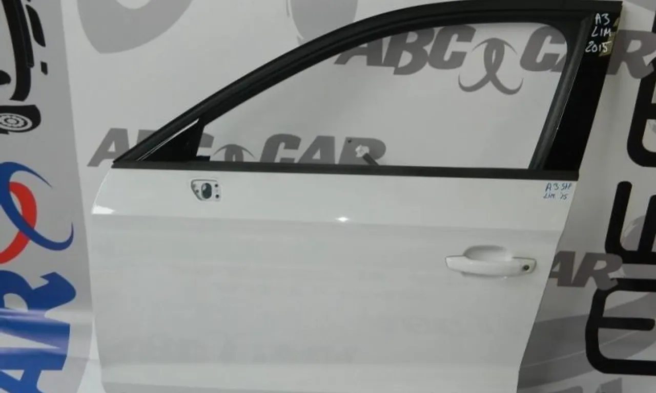 Usa stanga fata AUDI A3 2012-2020
