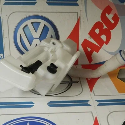 Vas spalator parbriz AUDI Q3 2011-2020, vedere frontata