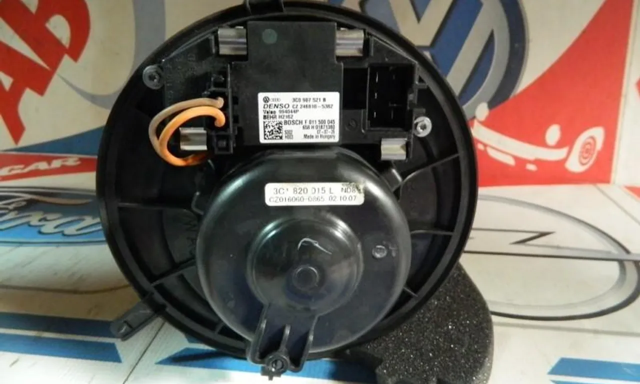 Ventilator bord VOLKSWAGEN PASSAT B6 Variant 2005-2011