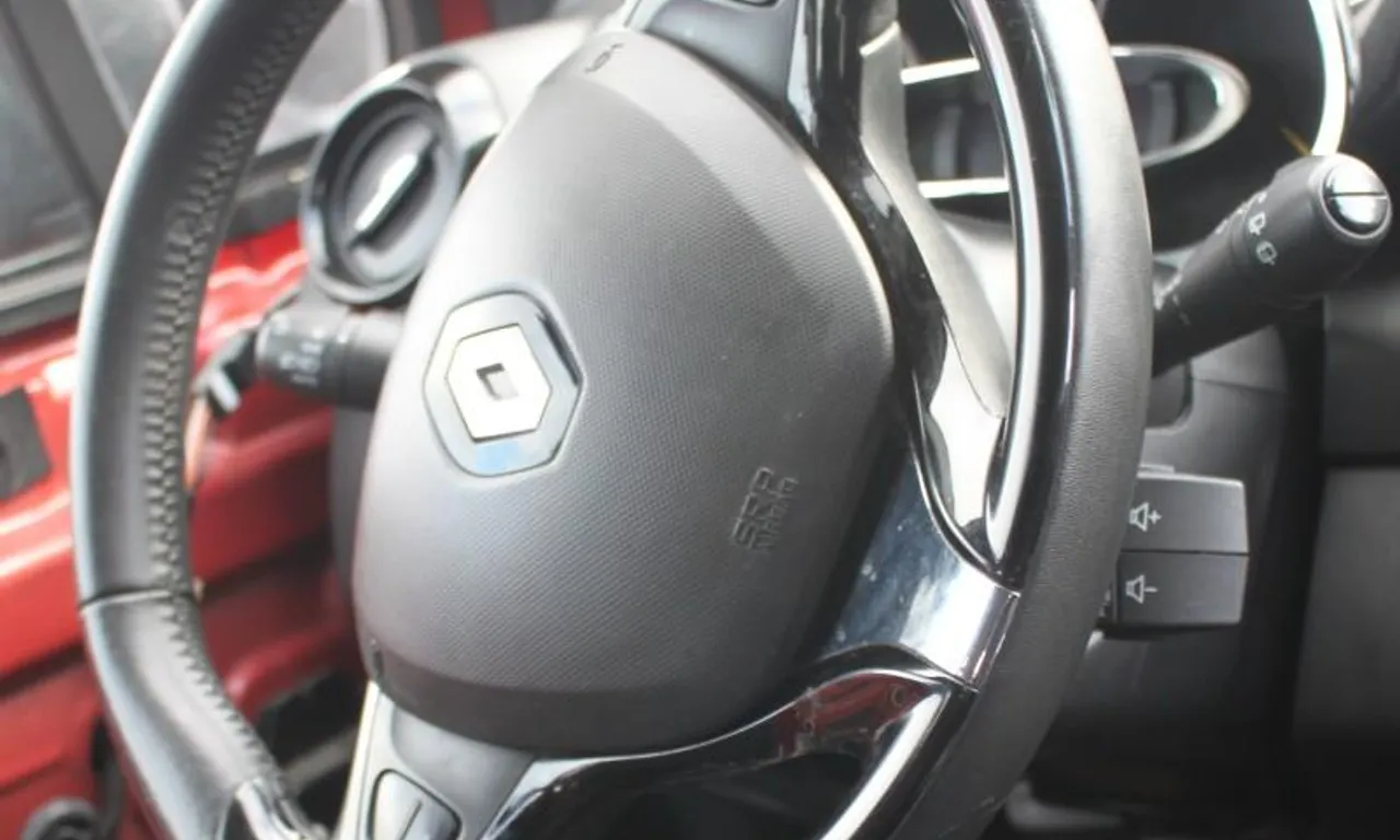 Volan din piele cu comenzi RENAULT CLIO IV 2012-2021