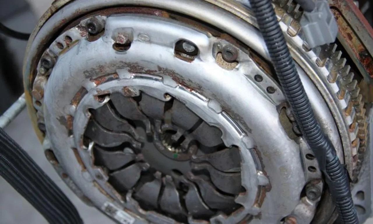 Volanta cutie manuala RENAULT MEGANE III 2008-null